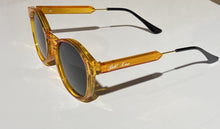 Cargar imagen en el visor de la galería, GAFAS DE SOL ACETATO TOKYO NARANJA