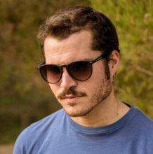 Cargar imagen en el visor de la galería, GAFAS DE SOL BRAMBELOUS ALL BLACK UNISEX