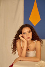 Cargar imagen en el visor de la galería, COLLAR IS A DIAMOND WORTHY? LATON CHAPADO ORO