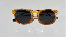 Cargar a imaxe no visor de galería, Gafas de sol de acetato laranxa de Tokio
